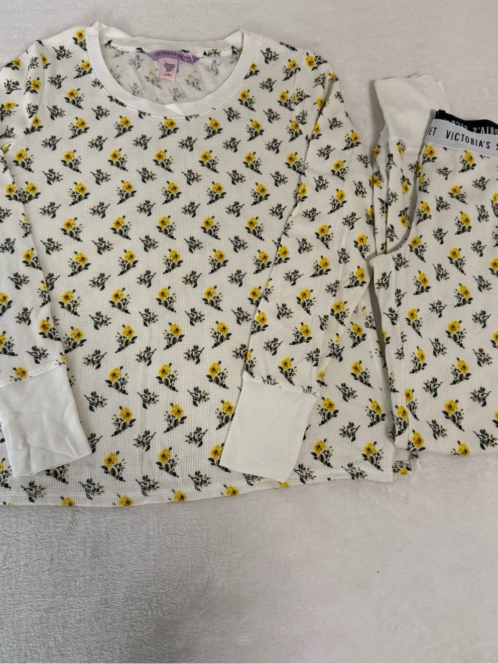 Victoria’s Secret Pajama Set Women M Floral Thermal Waffle Knit Yellow Flowers